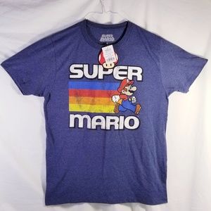Super Mario walking color trail shirt. Medium  NWT